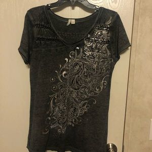 Size large top